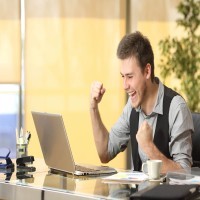 Pożyczka online a pożyczka w stacjonarnej placówce