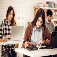Pożyczka online na kurs językowy