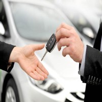 Auto zastępcze z OC sprawcy – kiedy przysługuje?