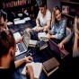 Zwykłe książki czy e-booki – co wybrać?